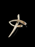 Sculptural necklace with white cabochon