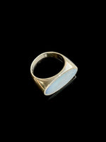 Mother-of-pearl ring