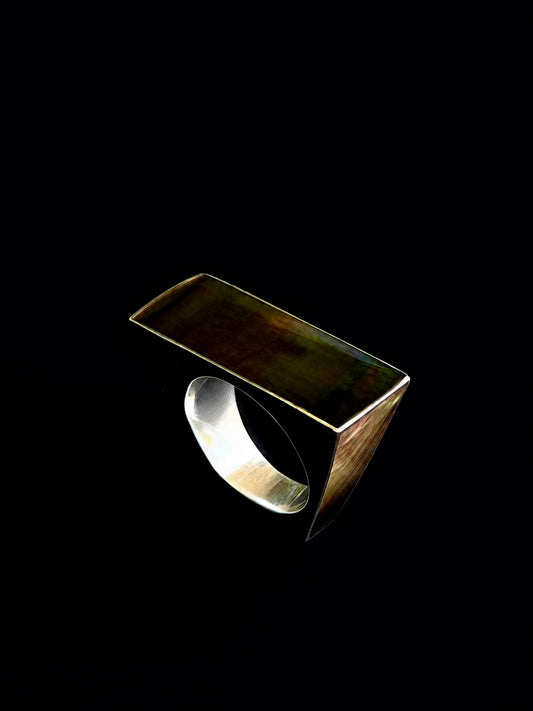 Rectangular tapered ring